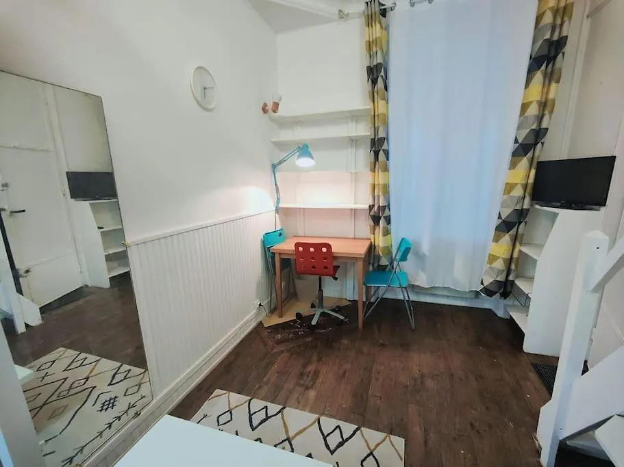 Studio Proche De La Tour Eiffel Apartment Paris France